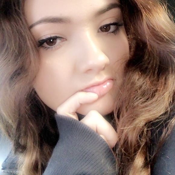 Meet your Posher, Kate - Picture 1 of 1